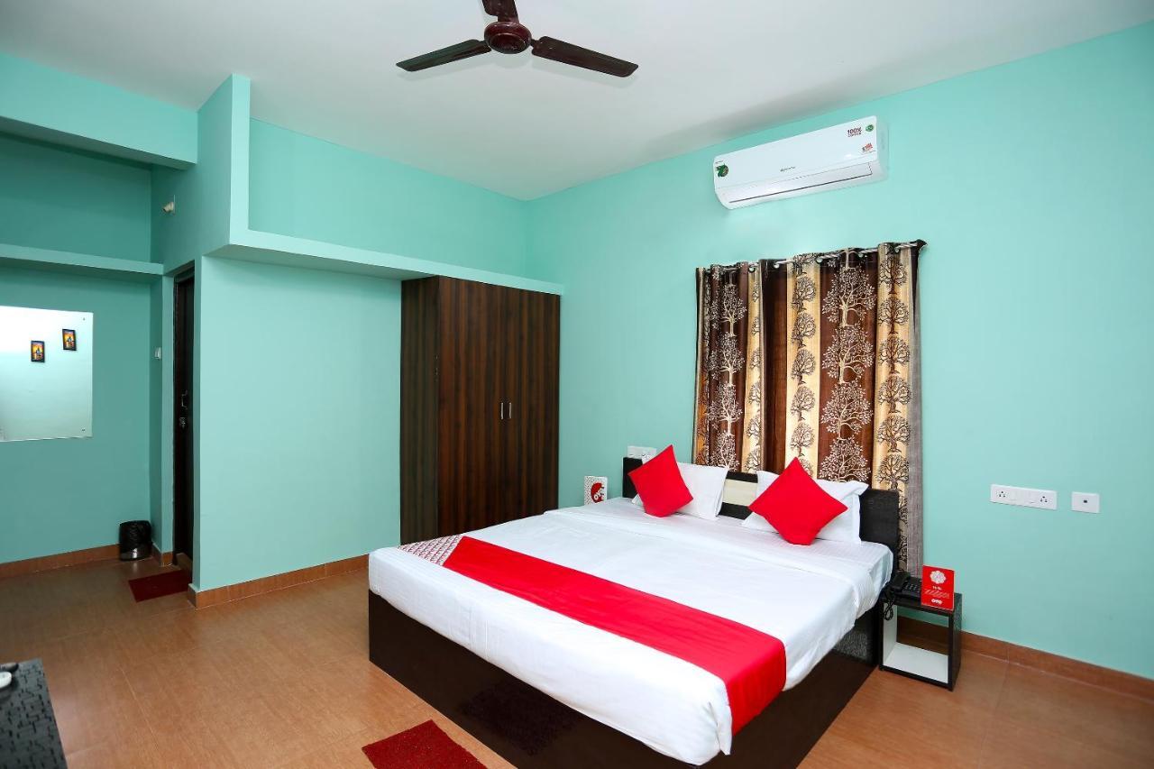 Oyo 17276 The Maple Tree Hotels Bhubaneswar Bagian luar foto