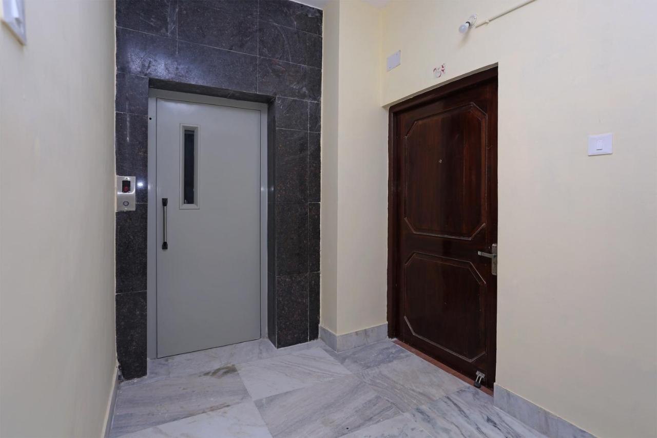 Oyo 17276 The Maple Tree Hotels Bhubaneswar Bagian luar foto
