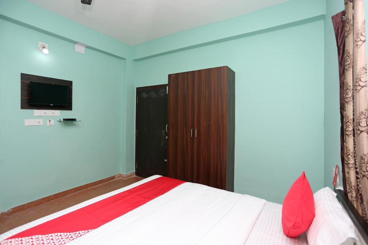 Oyo 17276 The Maple Tree Hotels Bhubaneswar Bagian luar foto
