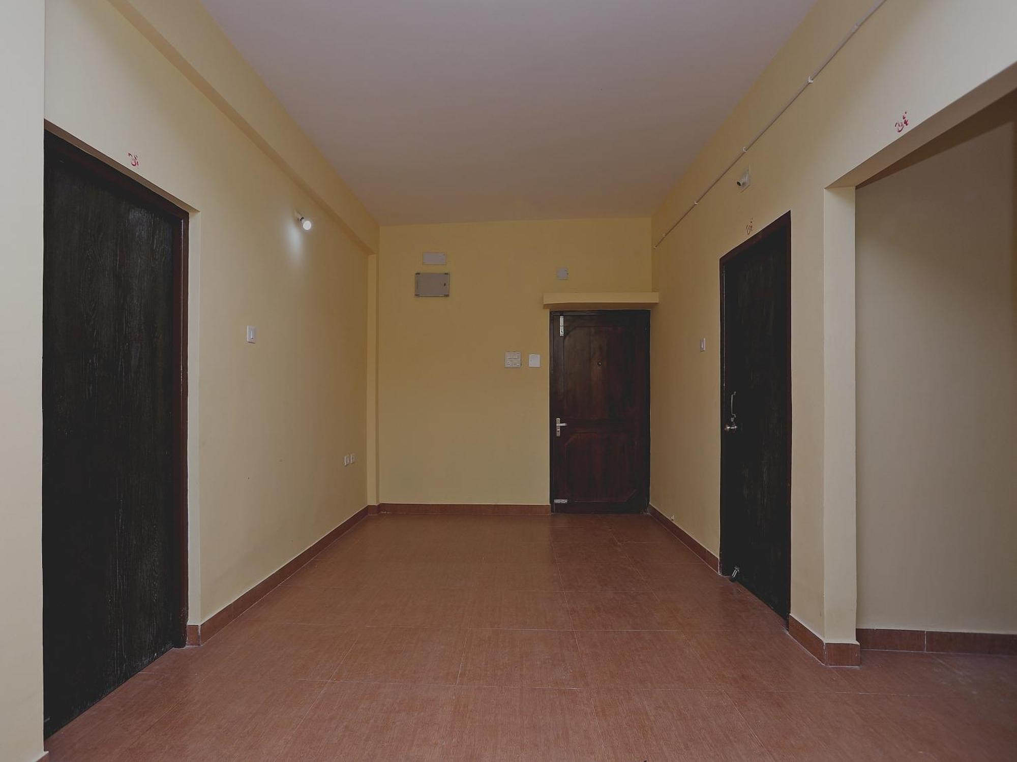 Oyo 17276 The Maple Tree Hotels Bhubaneswar Bagian luar foto
