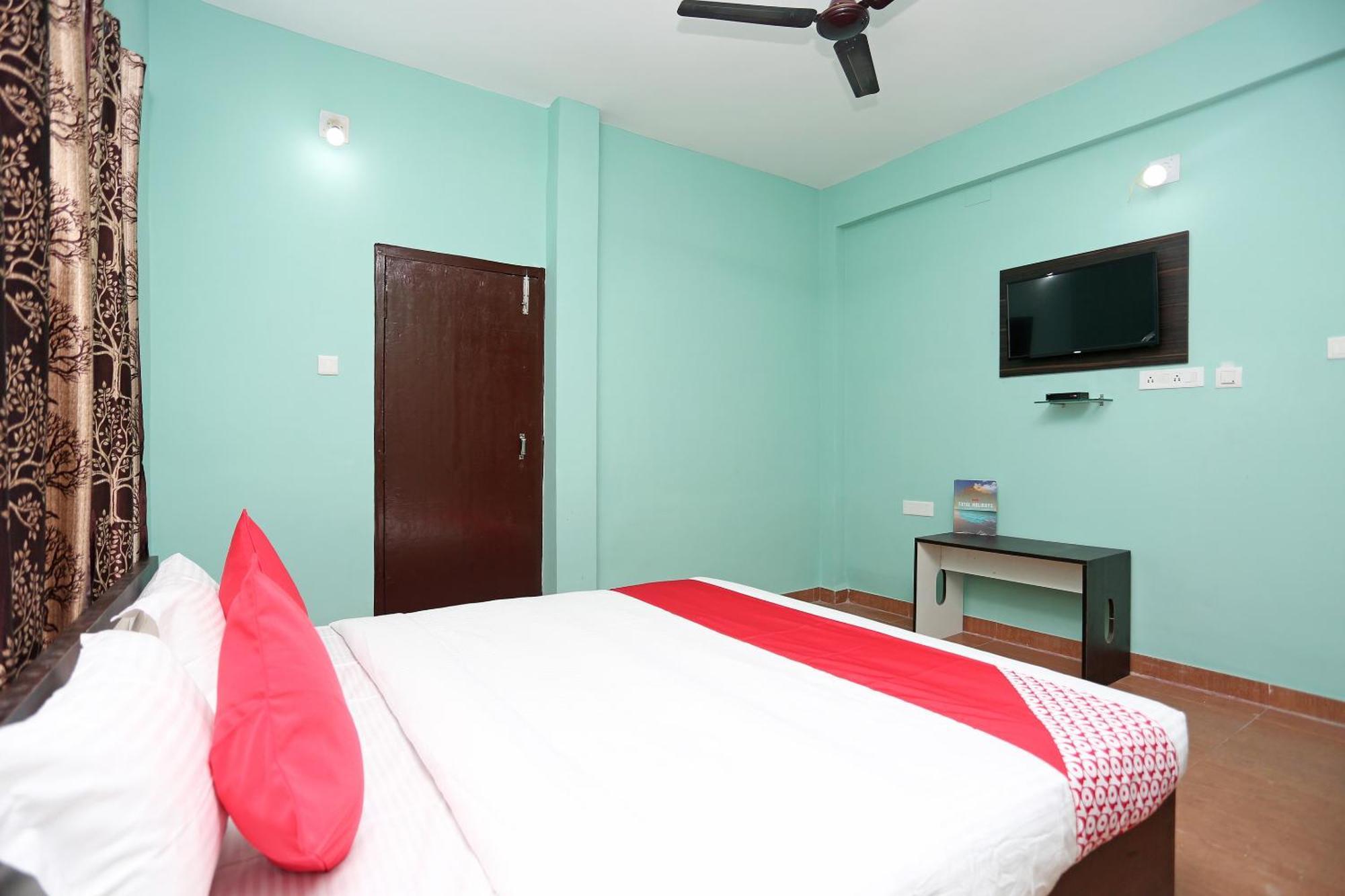 Oyo 17276 The Maple Tree Hotels Bhubaneswar Bagian luar foto