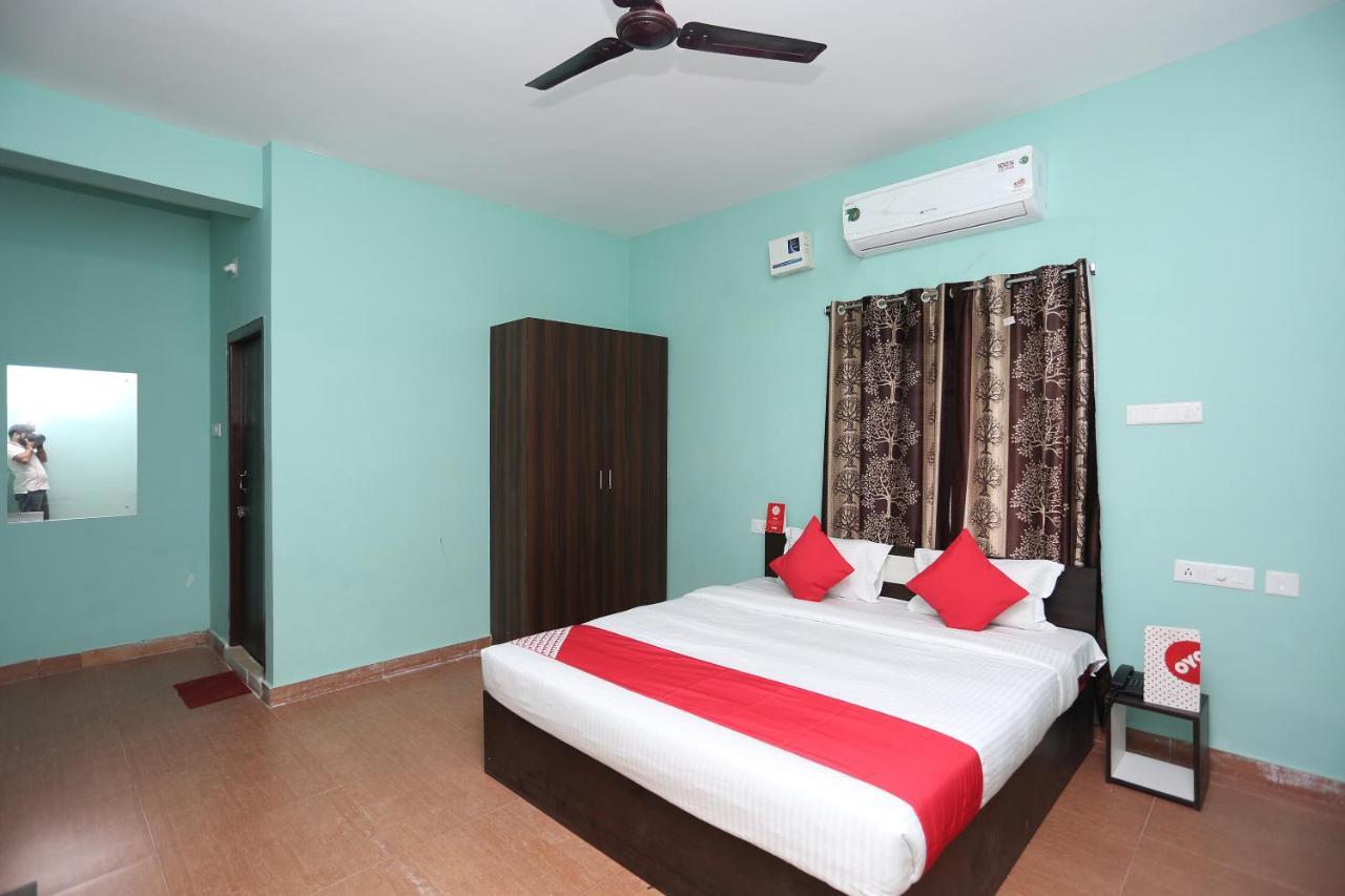 Oyo 17276 The Maple Tree Hotels Bhubaneswar Bagian luar foto